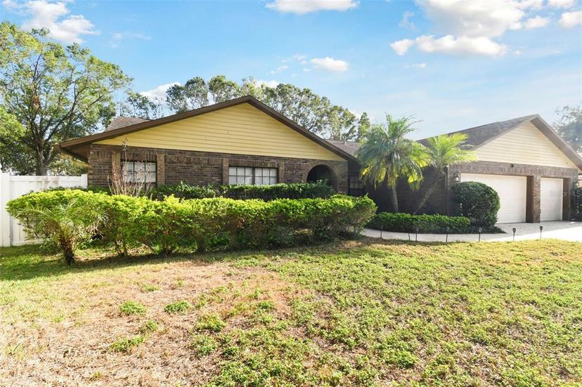 Picture of 1121 Belladonna Drive, Brandon FL 33510