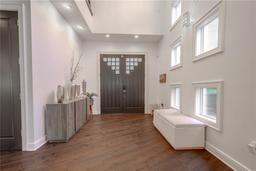 Picture of 2711 W Trilby Avenue, Tampa, FL 33611
