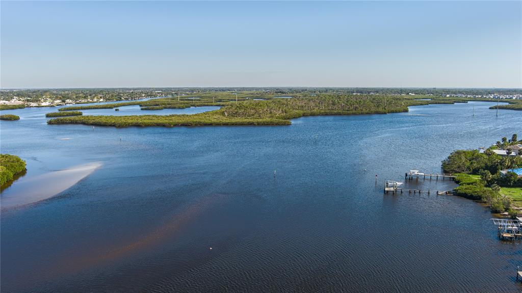 Picture of 703 32Nd Street Court E, Bradenton, FL 34208
