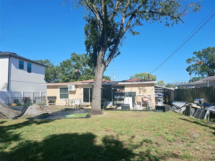 Picture of 3914 W Gray Street, Tampa FL 33609