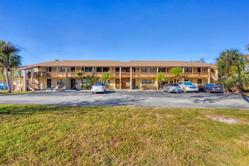 Picture of 11 Quails Run Boulevard Unit 11, Englewood FL 34223