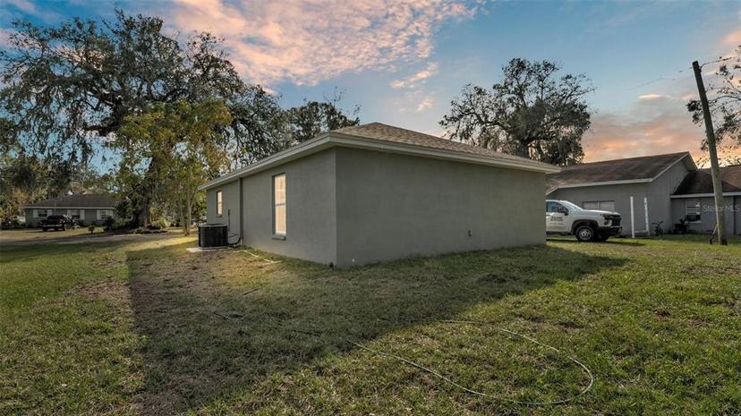 Picture of 110 5Th Street Sw, Fort Meade FL 33841