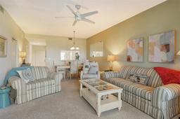 Picture of 9620 Club South Circle Unit 5106, Sarasota, FL 34238