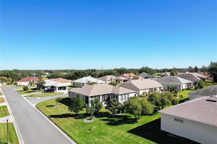 Picture of 27000 Nature View Street, Leesburg FL 34748