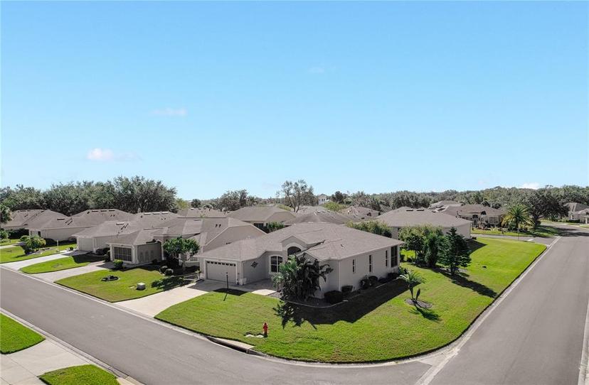 Picture of 27000 Nature View Street, Leesburg FL 34748