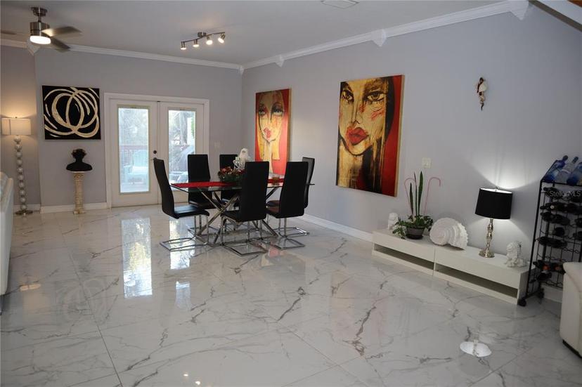 Picture of 10405 Saint Tropez Place Unit 10405, Tampa FL 33615