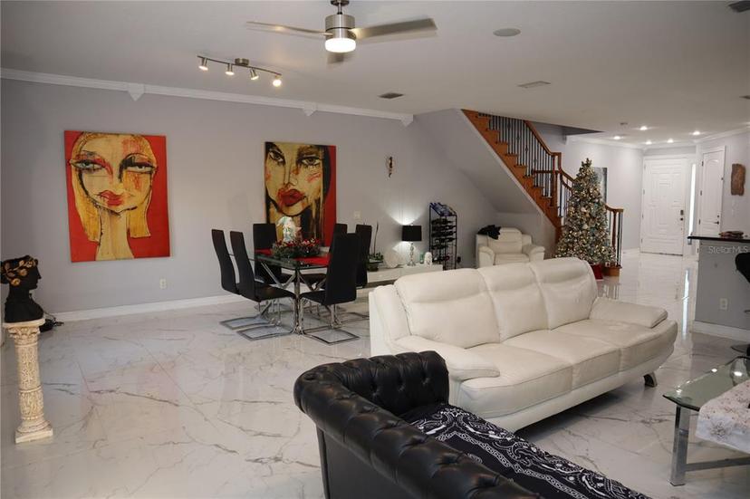 Picture of 10405 Saint Tropez Place Unit 10405, Tampa FL 33615