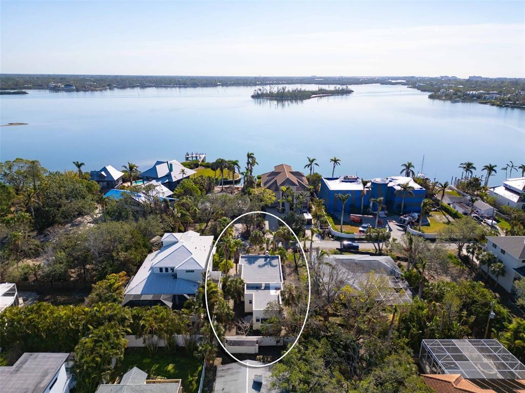 Picture of 4189 Roberts Point Circle, Sarasota, FL 34242