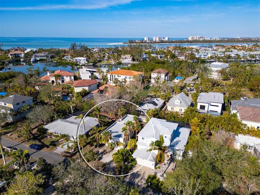 Picture of 4189 Roberts Point Circle, Sarasota FL 34242
