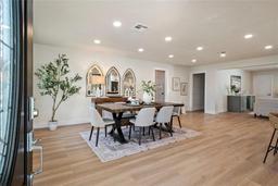 Picture of 5339 Alcola Way S, St Petersburg, FL 33712