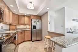 Picture of 5220 Brittany Drive S Unit 610, St Petersburg, FL 33715