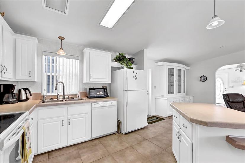 Picture of 2100 Kings Highway Unit 664, Port Charlotte FL 33980