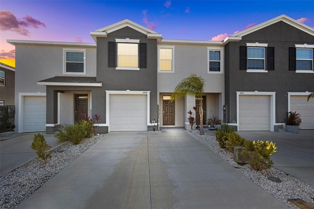 Picture of 2909 Beluga Bay Drive, Odessa, FL 33556