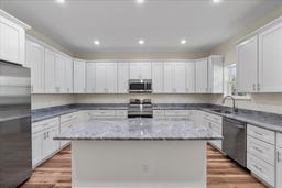 Picture of 5950 NE 106Th Court, Bronson, FL 32621