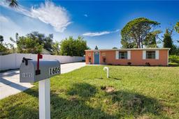 Picture of 1605 Phillip Place, Englewood, FL 34223