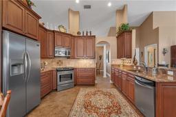 Picture of 10121 Brandon Circle, Orlando, FL 32836