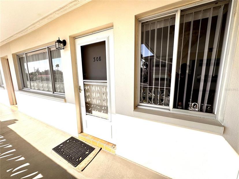 Picture of 1235 S Highland Avenue Unit 2-308, Clearwater FL 33756