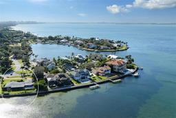 Picture of 333 N Shore Drive, Sarasota, FL 34234