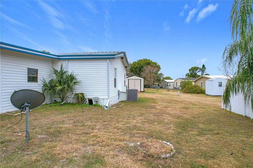 Picture of 1681 Nassau Circle, Tavares FL 32778