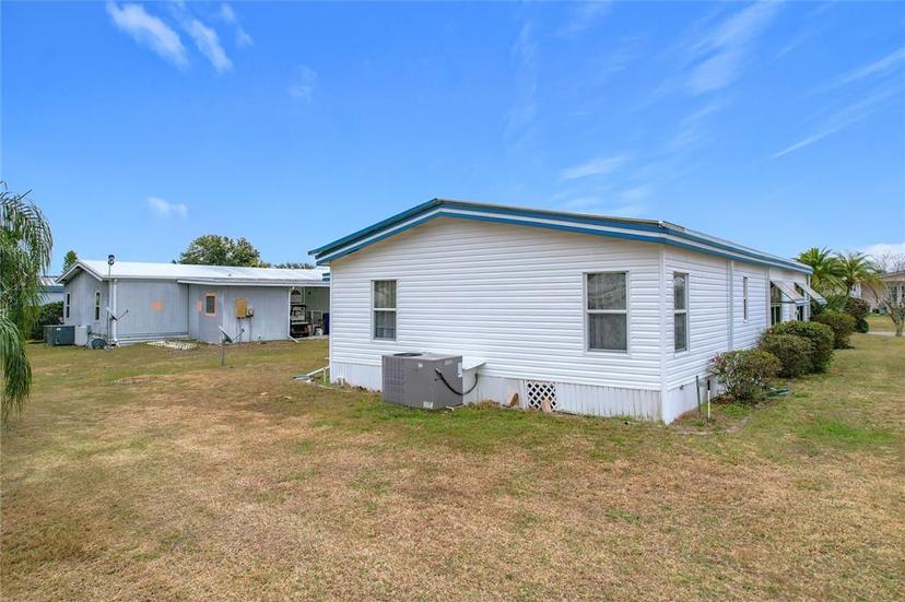 Picture of 1681 Nassau Circle, Tavares FL 32778