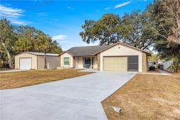 Picture of 17757 SE 28Th Lane, Silver Springs, FL 34488