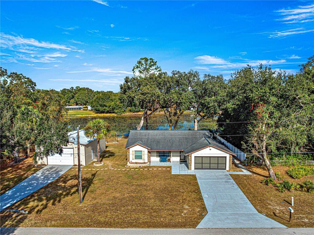 Picture of 17757 SE 28Th Lane, Silver Springs, FL 34488