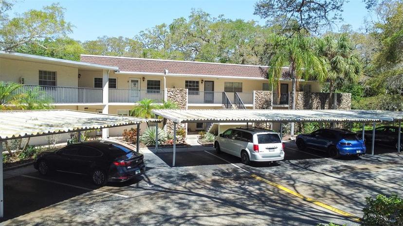 Picture of 820 Patricia Avenue Unit 207, Dunedin FL 34698