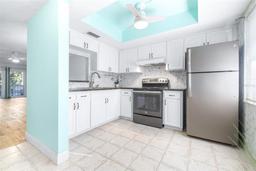Picture of 820 Patricia Avenue Unit 207, Dunedin, FL 34698