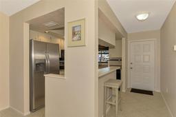 Picture of 927 Capri Isles Boulevard Unit 5, Venice, FL 34292