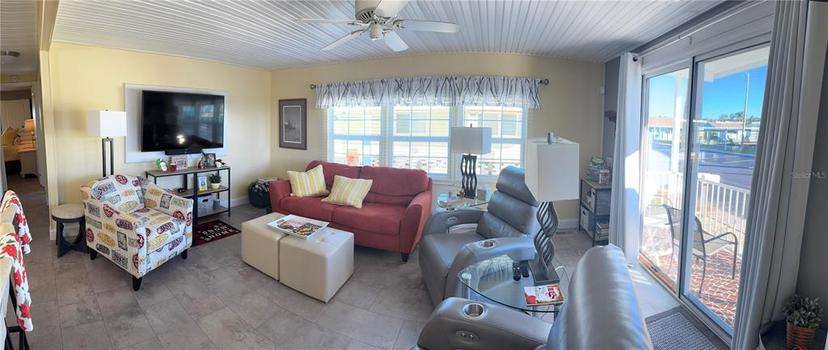 Picture of 3301 Alt 19 Unit 112, Dunedin FL 34698