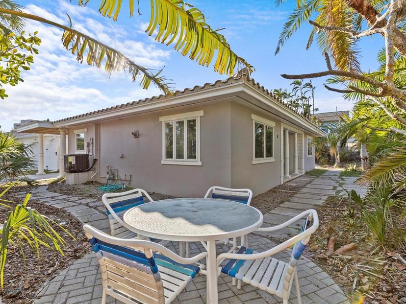 Picture of 35 Juniper Way, Clearwater Beach FL 33767