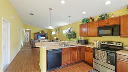 Picture of 4107 11Th Street E, Bradenton, FL 34208