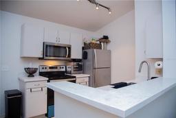 Picture of 940 Village Trail Unit 9-303, Port Orange, FL 32127
