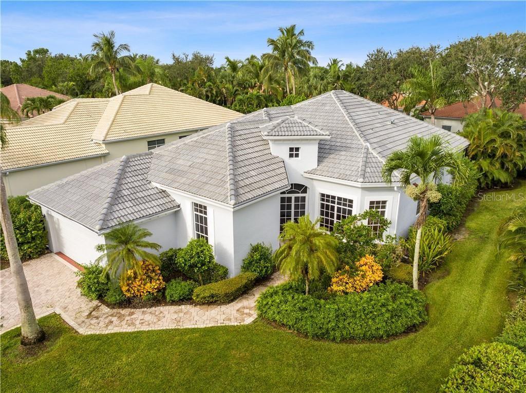 Picture of 869 Island Club Square, Vero Beach, FL 32963