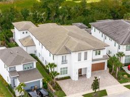 Picture of 812 Desert Mountain Court, Reunion, FL 34747