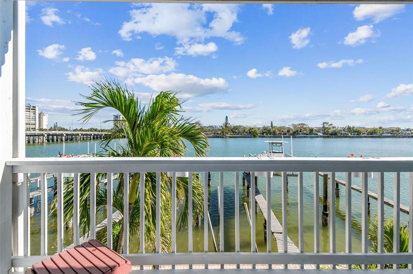 Picture of 143 94Th Avenue Unit 2, Treasure Island FL 33706