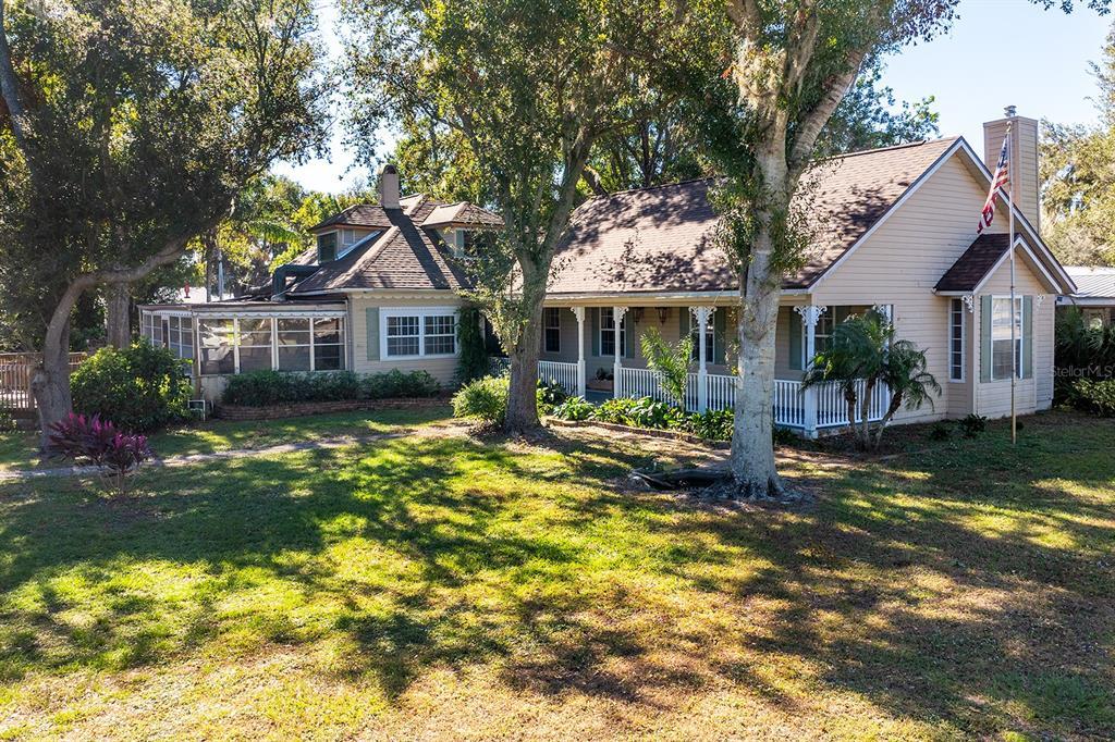 Picture of 1109 Lakeshore Boulevard, St Cloud, FL 34769