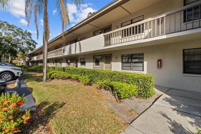 Picture of 3034 Eastland Boulevard Unit D108, Clearwater FL 33761
