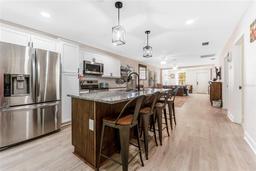Picture of 702 E Gilchrist Street, Plant City, FL 33563