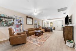 Picture of 702 E Gilchrist Street, Plant City, FL 33563
