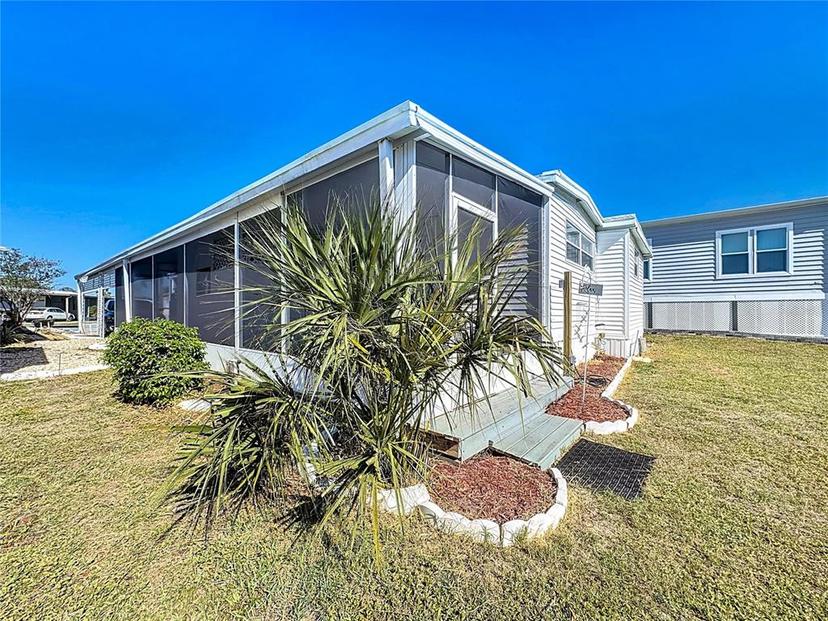 Picture of 162 S Saint Thomas Circle, Apollo Beach FL 33572
