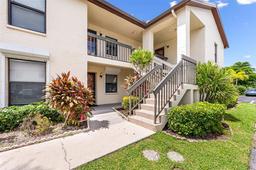 Picture of 9275 Lake Park Drive Unit 204, Fort Myers, FL 33919