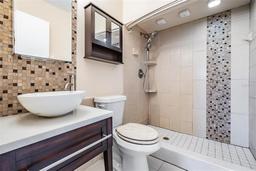Picture of 10800 Us 19 N. Unit 230, Pinellas Park, FL 33782