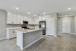 Picture of 5560 Patano Loop, Palmetto, FL 34221
