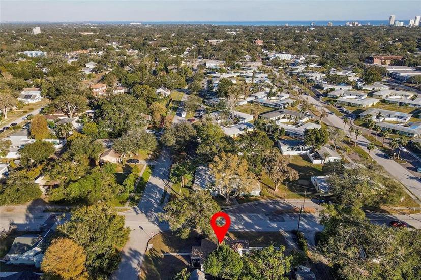 Picture of 1900 20Th Avenue N, St Petersburg FL 33713