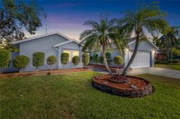 Picture of 8747 Glen Lakes Boulevard N, St Petersburg, FL 33702