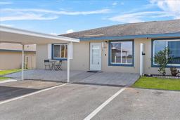 Picture of 392 Winter Ridge Boulevard Unit 105, Winter Haven, FL 33881