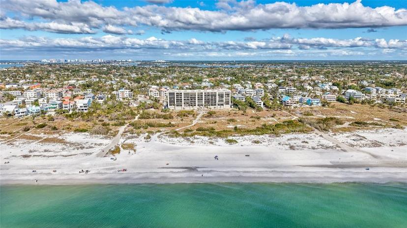 Picture of 420 Beach Road Unit 203, Sarasota FL 34242