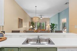 Picture of 108 Paradise Parade Unit 23, Davenport, FL 33897