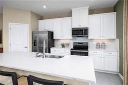 Picture of 12458 Amber Creek Circle, Lakewood Ranch, FL 34211